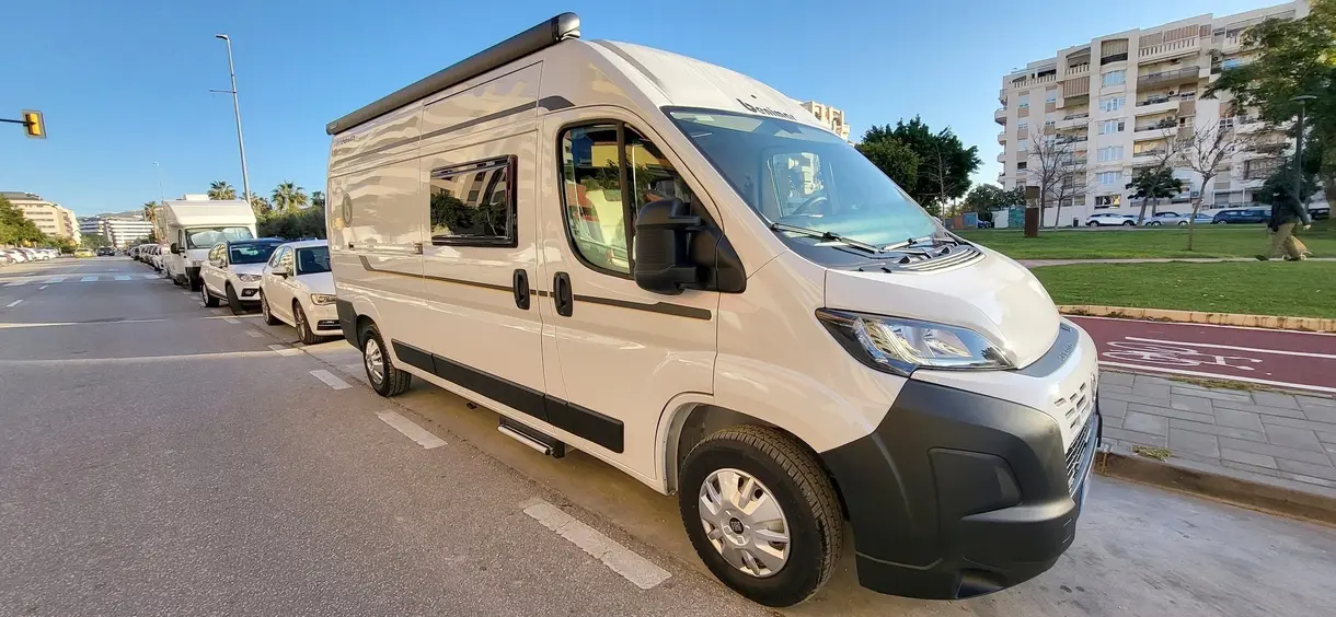 Rent Camper Beach in Málaga, ES - view 4