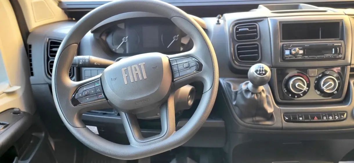 Rent Camper Beach in Málaga, ES - view 6