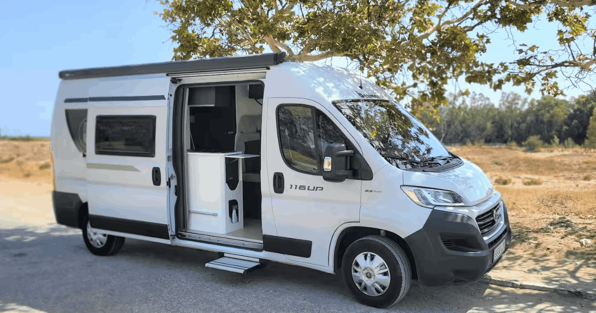 Rent Camper Sunrise in Málaga, ES - view 1